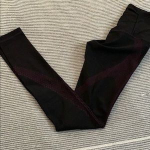 Lululemon Mapped Out HR Tight!!